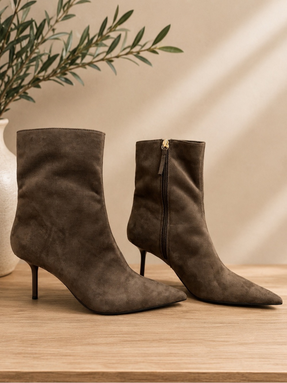 ZARA Soft Thin Suede Pointed Toed Heeled Ankle Boots NWT